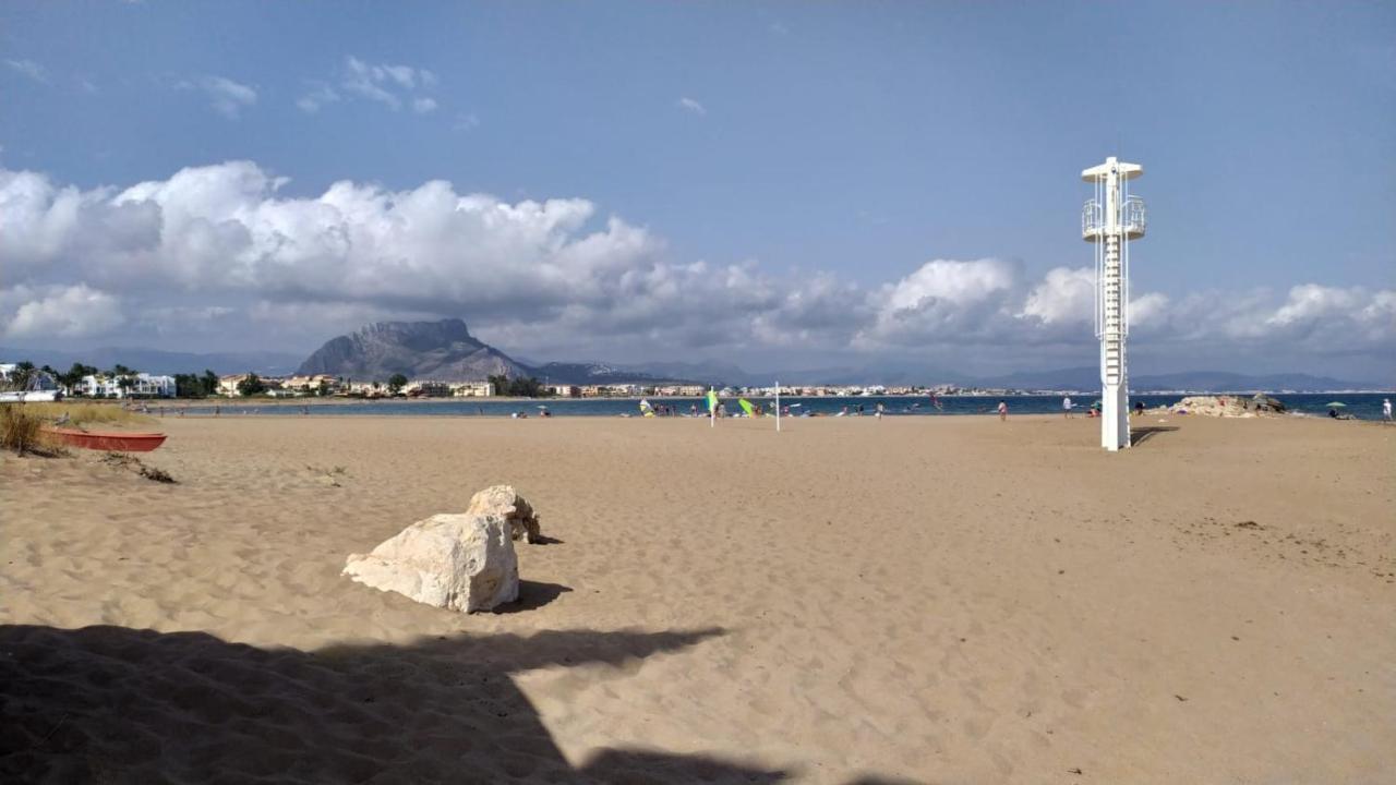 Apartamento "Espuma De Mar" En Primera Linea De Playa De Denia Apartment Exterior photo